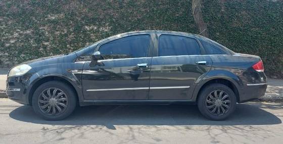 FIAT LINEA 1.8 ESSENCE 16V FLEX 4P MANUAL FIAT LINEA 1.8 ESSENCE 16V FLEX 4P MANUAL